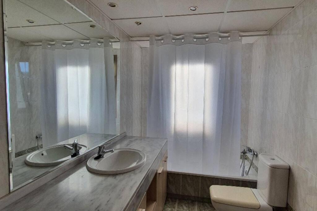 Gran Piso En Zona Comercial Málaga Buitenkant foto